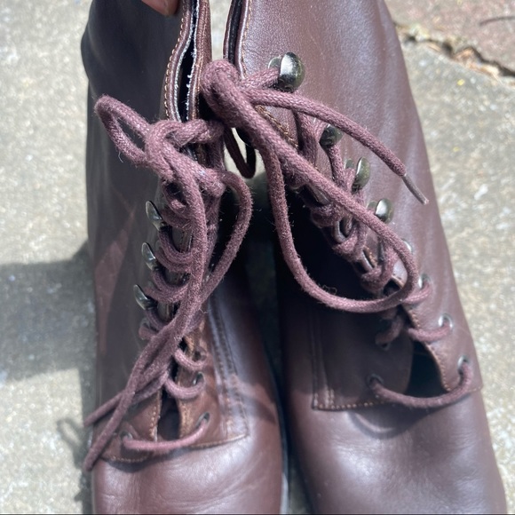 Vintage 90s lace up Brown Leather Boots 8 - Picture 15 of 15